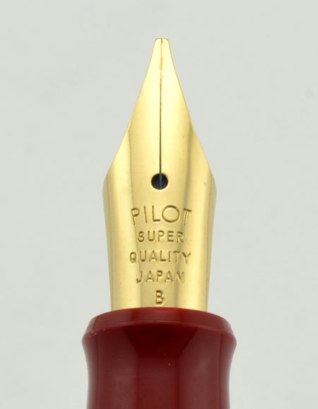 Pilot 78G Fountain Pen - Converter Fill, Gold Plated Italic